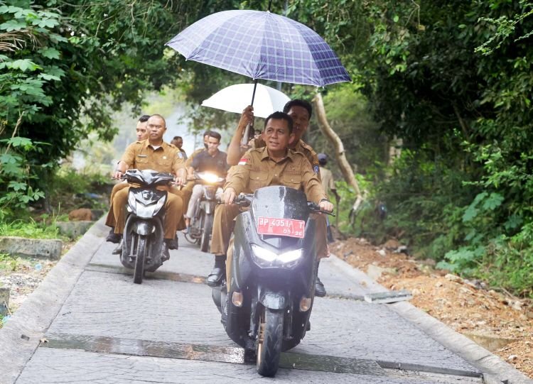 Pastikan Selesai Akhir Tahun ini, Ansar Tinjau Sejumlah Proyek Infrastruktur Jalan di Senggarang dan Penyengat