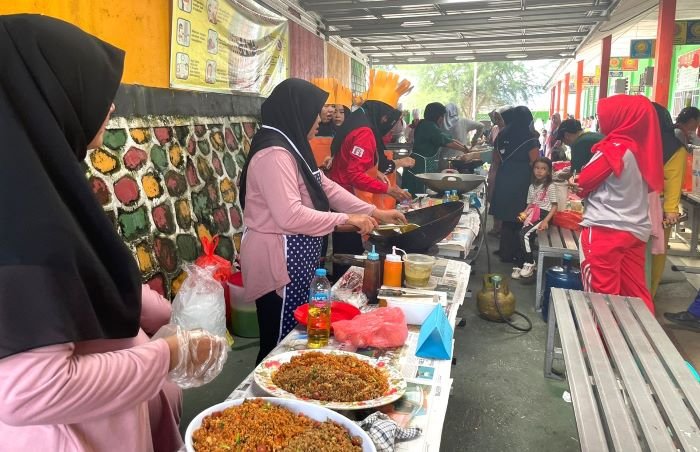 Lomba Masak Meriahkan Peringatan Hari Guru Nasional di SDN 006 Karimun