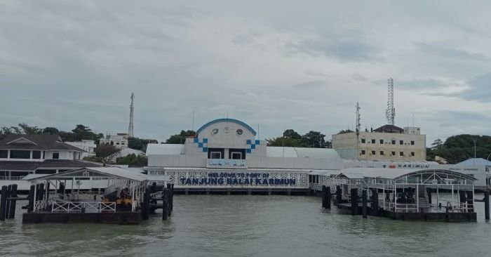 Update Cuaca Tanjung Balai Karimun Rabu Ini: Berawan dan Hujan Petir Malam Hari